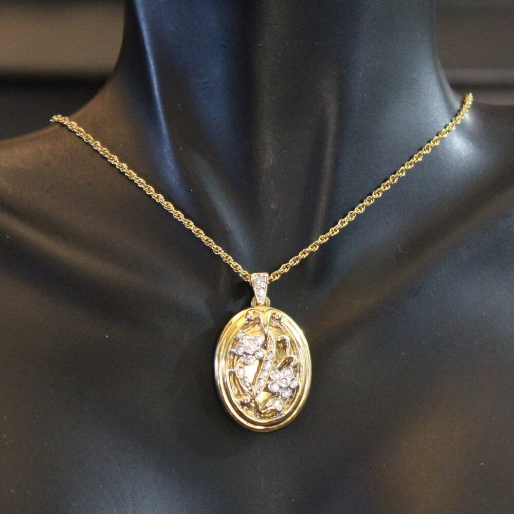 Delicate Gold Tone Rhinestone Flower Locket Pendant Necklace